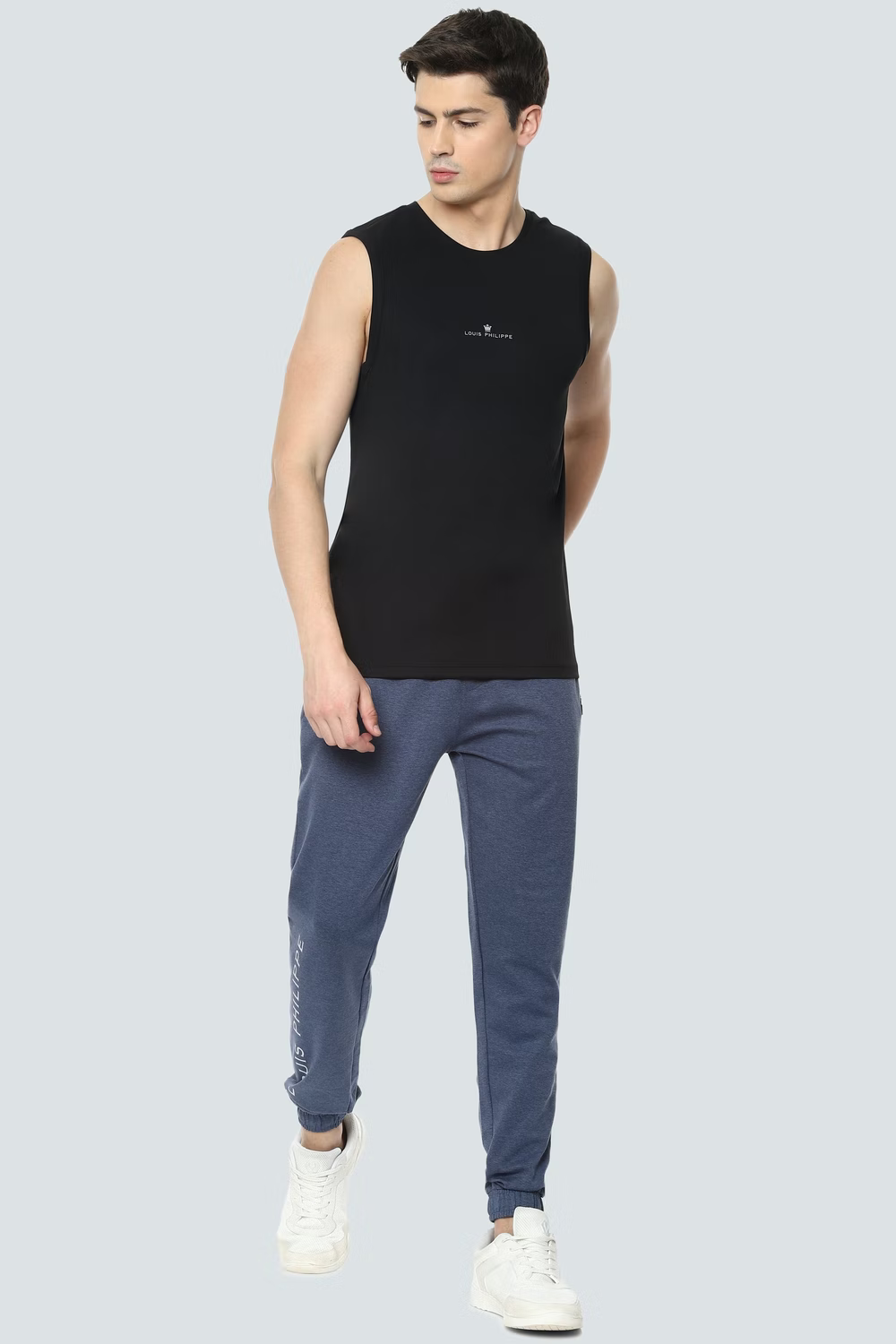 Black Ath.Play Gym Vest - Louis Philippe